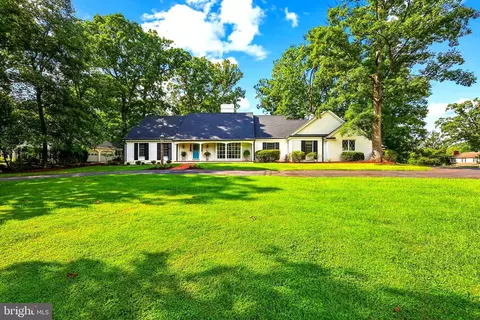 9507 Nelson Ln, Manassas, VA 20110