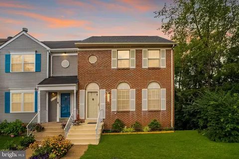 Exterior - 8711 Ditmars Ct, Manassas, VA 20110 photo 2 of 7