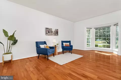 Living - 8550 Yoder St, Manassas, VA 20110 photo 2 of 6