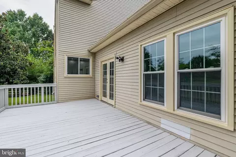 Exterior - 10169 Corydalis Ct, Manassas, VA 20110 photo 5 of 7