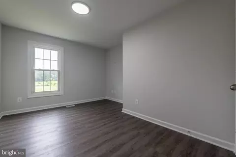 Bedroom - 10169 Corydalis Ct, Manassas, VA 20110 photo 3 of 3