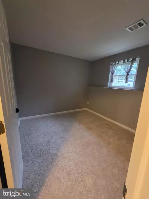 Other - 10203 Calypso Dr, Manassas, VA 20110 photo 8 of 10