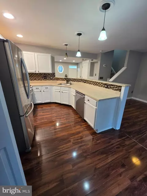 Kitchen - 10203 Calypso Dr, Manassas, VA 20110 photo 2 of 4