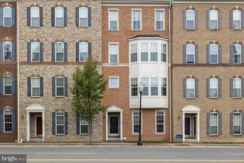 9591 Center St, Manassas, VA 20110