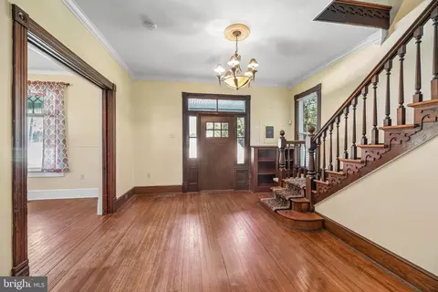 Entry Way - 8807 Quarry Rd, Manassas, VA 20110 photo 1 of 9