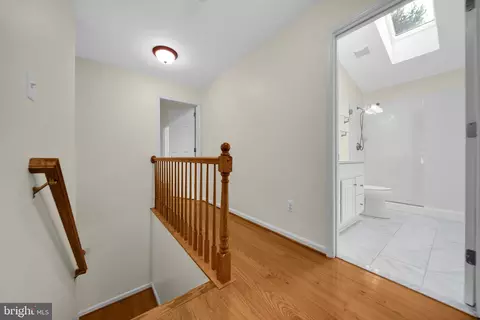 Entry Way - 8684 Nagle St, Manassas, VA 20110 photo 4 of 7