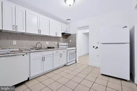 Kitchen - 9355 Taney Rd, Manassas, VA 20110 photo 2 of 2