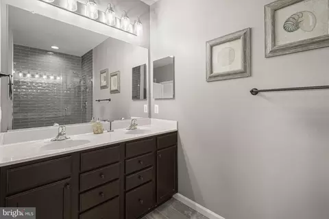 Entry Way - 9508 Lee Ct, Manassas, VA 20110 photo 10 of 11