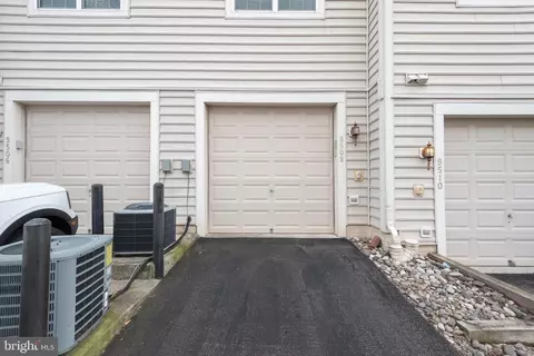 Exterior - 9508 Lee Ct, Manassas, VA 20110 photo 1 of 2