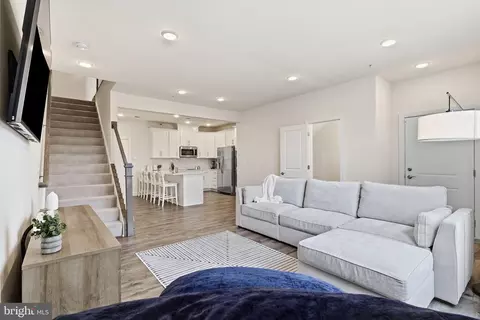 10308 Ratcliffe Trl, Manassas, VA 20110