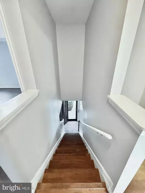 Entry Way - 9632 Branchview Ln, Manassas, VA 20110 photo 2 of 3