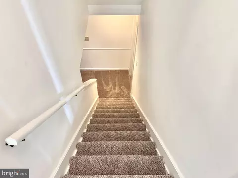 Entry Way - 9632 Branchview Ln, Manassas, VA 20110 photo 3 of 3
