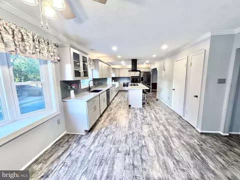 Kitchen - 9632 Branchview Ln, Manassas, VA 20110 photo 3 of 18