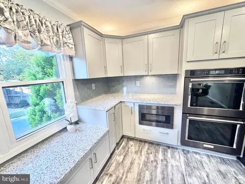 Kitchen - 9632 Branchview Ln, Manassas, VA 20110 photo 15 of 18