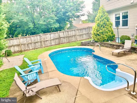 Exterior - 9632 Branchview Ln, Manassas, VA 20110 photo 2 of 15