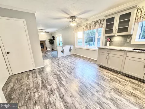 Kitchen - 9632 Branchview Ln, Manassas, VA 20110 photo 18 of 18