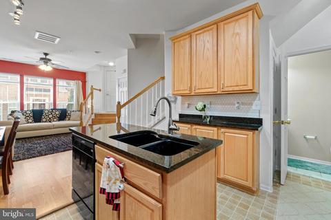 9509 Walker Way, Manassas Park, VA 20111 photo 8