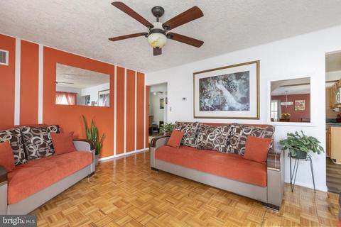 150 Scott Dr, Manassas Park, VA 20111 photo 10