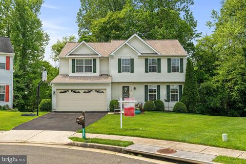 9309 Karen Ct, Manassas Park, VA 20111