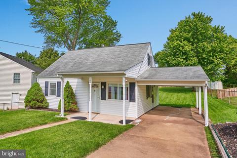 104 Kirby St, Manassas Park, VA 20111