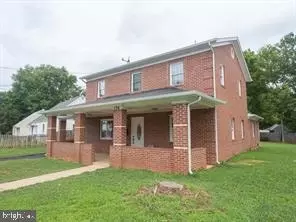 104 Sheldon St, Manassas Park, VA 20111