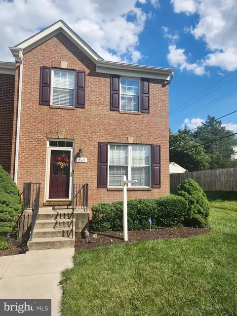 269 Kirby St, Manassas Park, VA 20111