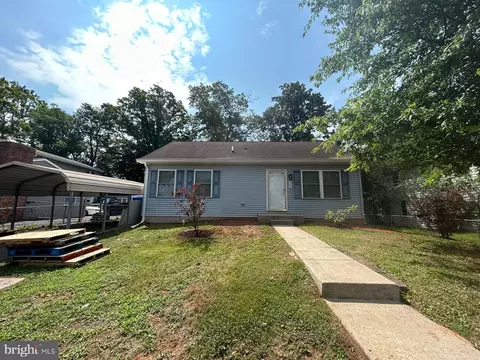 139 Colburn Dr, Manassas Park, VA 20111
