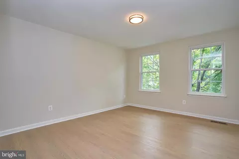 9233 Matthew Dr, Manassas Park, VA 20111 photo 24