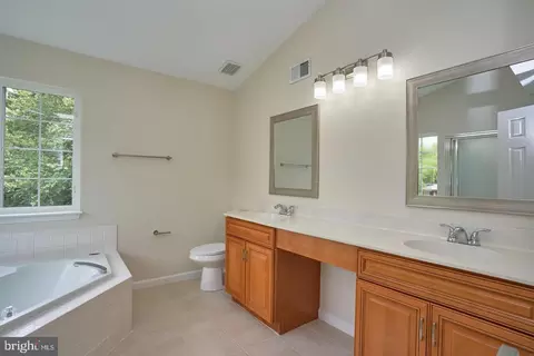 9233 Matthew Dr, Manassas Park, VA 20111 photo 21