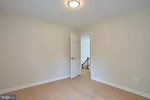 9233 Matthew Dr, Manassas Park, VA 20111 photo 29
