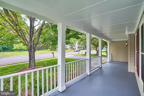 9233 Matthew Dr, Manassas Park, VA 20111 photo 3