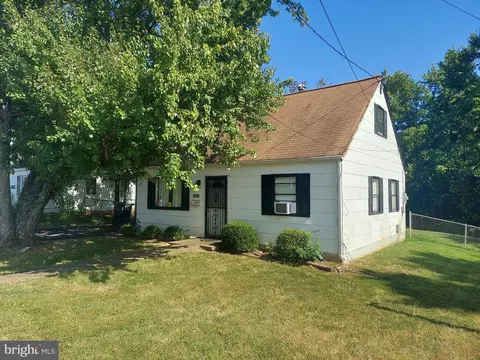 234 Manassas Dr, Manassas Park, VA 20111