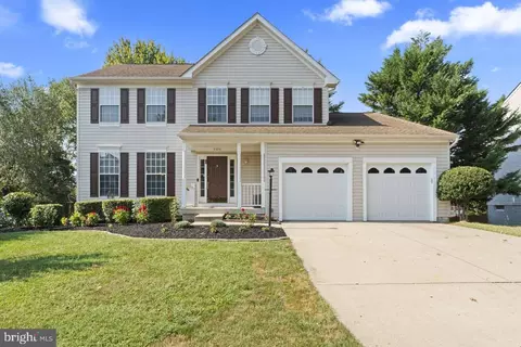9306 Nancy St, Manassas Park, VA 20111 photo 1