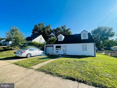 233 Manassas Dr, Manassas Park, VA 20111
