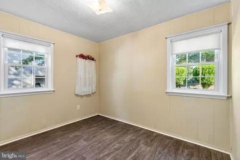 176 Cabbel Dr, Manassas Park, VA 20111 photo 17