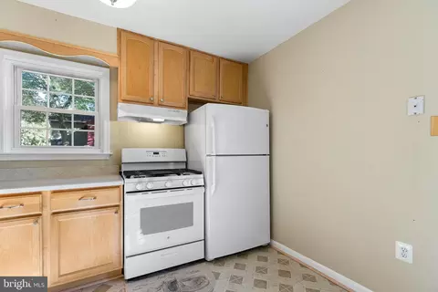 176 Cabbel Dr, Manassas Park, VA 20111 photo 12