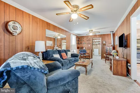 171 Manassas Dr, Manassas Park, VA 20111 photo 12