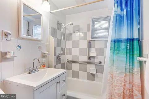 171 Manassas Dr, Manassas Park, VA 20111 photo 18