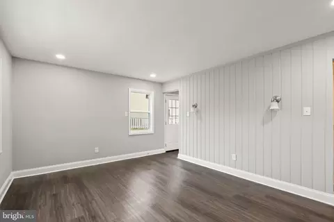 102 Forrest St, Manassas Park, VA 20111 photo 4