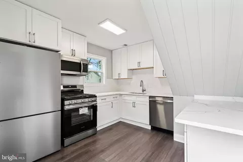 102 Forrest St, Manassas Park, VA 20111 photo 7