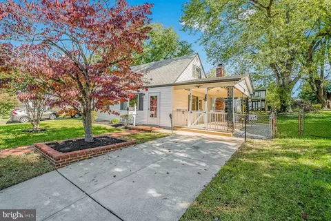 116 Forrest St, Manassas Park, VA 20111