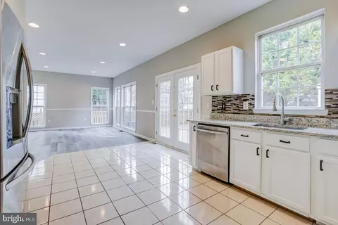 9243 Stephanie St, Manassas Park, VA 20111 photo 20