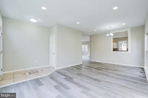 9243 Stephanie St, Manassas Park, VA 20111 photo 7
