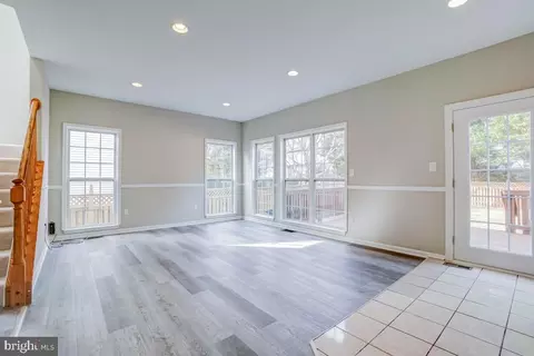 9243 Stephanie St, Manassas Park, VA 20111 photo 11