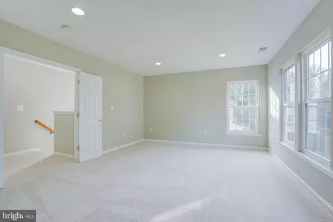 9243 Stephanie St, Manassas Park, VA 20111 photo 25