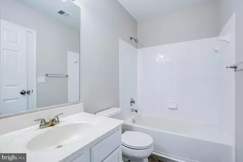 9243 Stephanie St, Manassas Park, VA 20111 photo 33