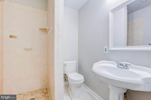 9243 Stephanie St, Manassas Park, VA 20111 photo 45