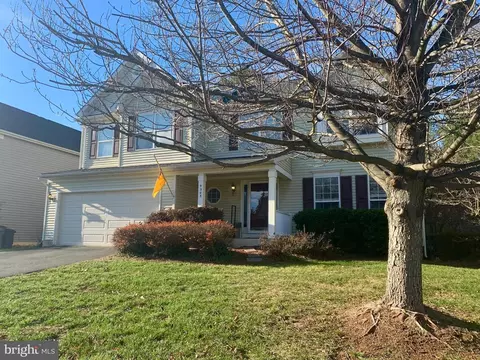 9305 Steve St, Manassas Park, VA 20111 photo 2