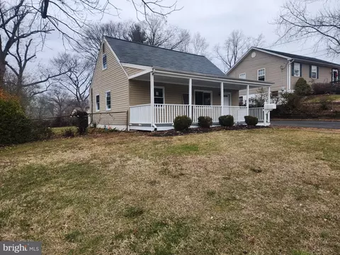 212 Cabbel Dr, Manassas Park, VA 20111 photo 22