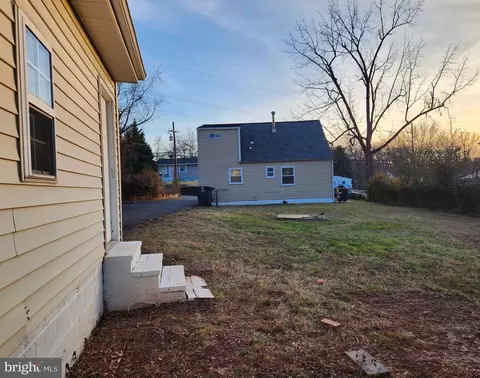 212 Cabbel Dr, Manassas Park, VA 20111 photo 29